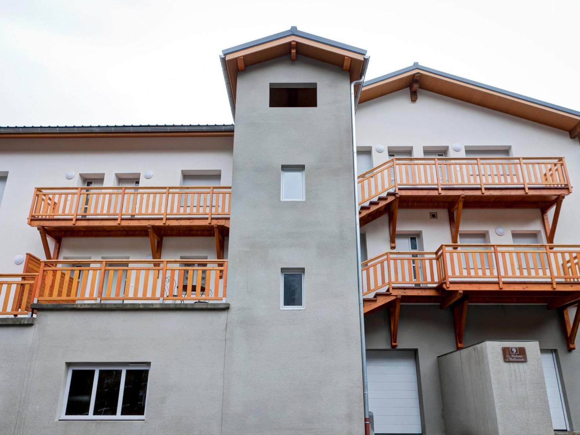 Appartement Neuf 2* Au Centre De Brides Avec Terrasse, Proche Telecabines Et Commerces - Fr-1-512-41 Εξωτερικό φωτογραφία